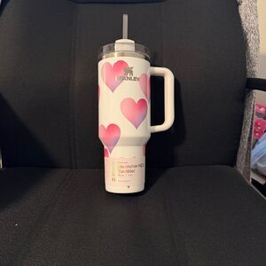Stanley 40oz Sweet Hearts Quencher H2.0 Flowstate Tumbler